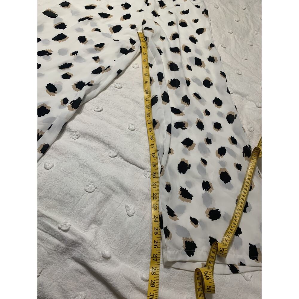 Urban Outfitters Entro Leopard White Jumpsuit Size Medium NWOT - Picture 5 of 8